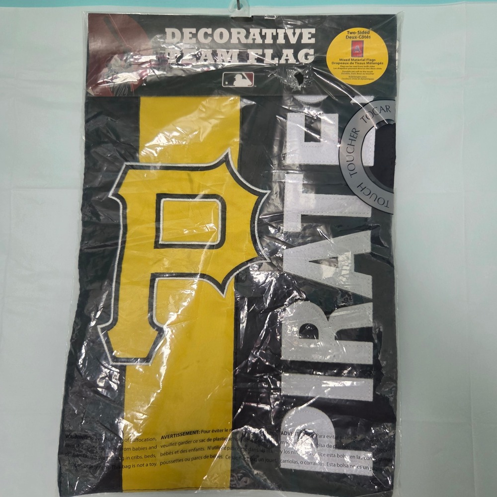 Pittsburgh Pirates MLB Garden Flag Two Sided Decorative Team Banner Evergreen